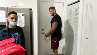 Fitness Papi  Doordash Delivery  Fitness Papi & Miguelito - gay sex porn video