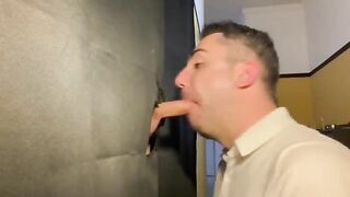 he wanted to test a blowjob in glory i applied myself to his cock mateo vespiacci - gay video